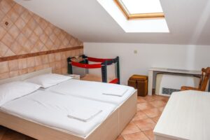 hotel-frane-pag-sobe-4209