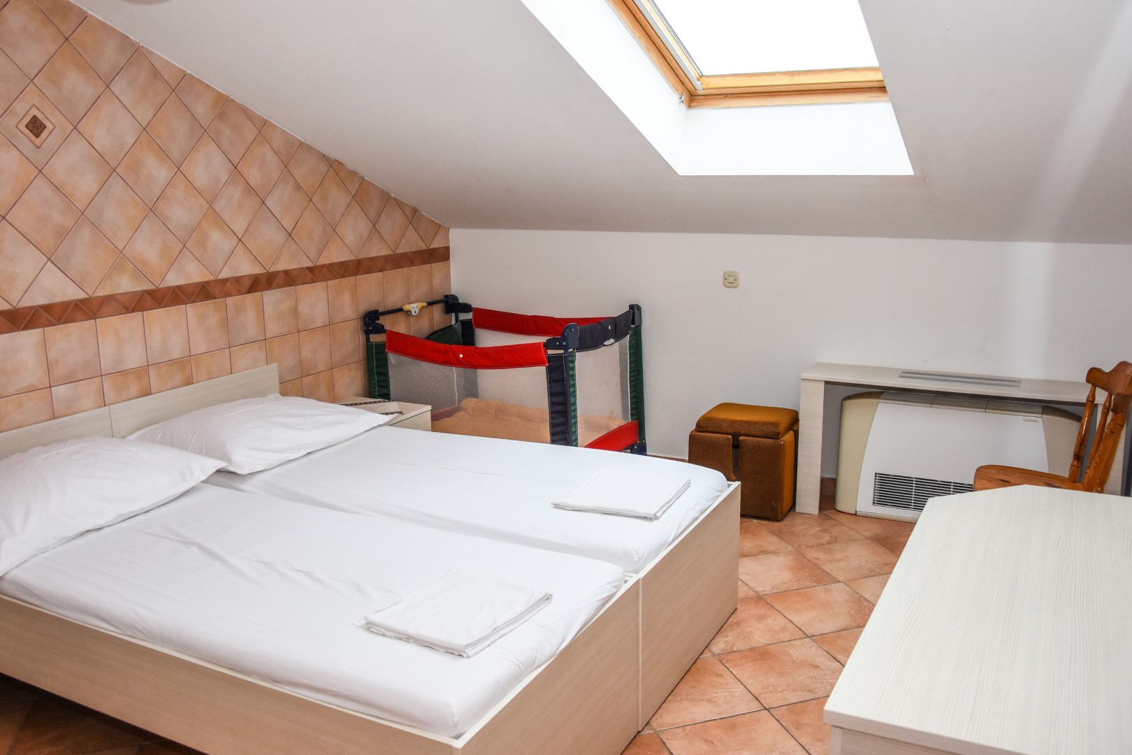 hotel-frane-pag-sobe-4209